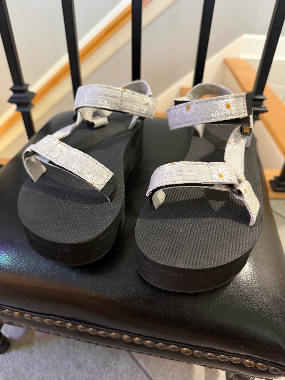 Teva Women’s Platform Sandals in Light Gray with Daisy Embroidery